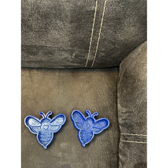 Bumble Bee Silicone Mold Set for Aroma Bead Car Fresheners | Air Vent Clip Molds - Picture 2 of 6